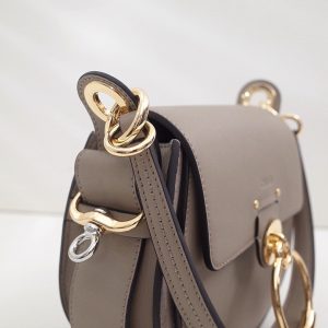 Chloe Tess - Image 9