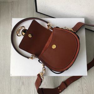 Chloe Tess - Image 4