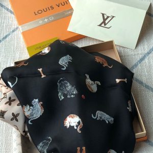 Louis Vuitton Scarf - Image 6