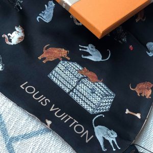 Louis Vuitton Scarf - Image 5
