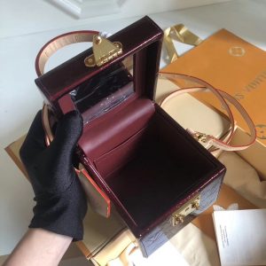 LOUIS VUITTON BLEECKER BOX - Image 4