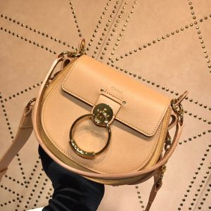 Chloe Tess - Image 8