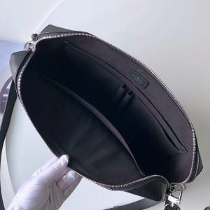 LOUIS VUITTON Porte Documents Bag - Image 8