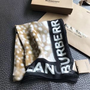 Burberry Scarf - Image 3