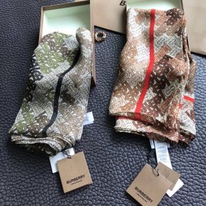 Burberry Scarf - Image 6