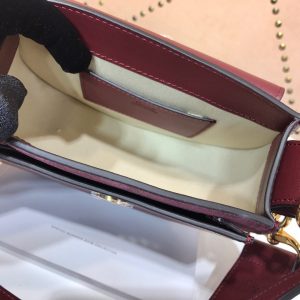 Chloe Tess - Image 3