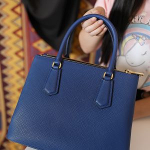 PRADA Handbag - Image 9