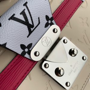 Louis Vuitton wynwood Bags - Image 3