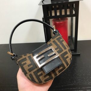 FENDI Shoulder Bags - Image 8