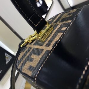 FENDI BAG - Image 5