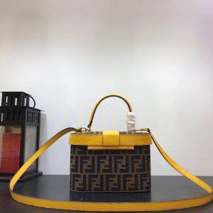FENDI BAG - Image 9