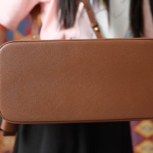 Prada Saffiano - Image 7