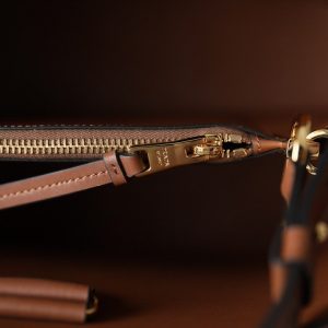 Prada Saffiano - Image 4