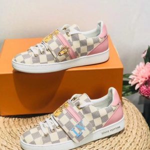 Louis Vuitton Shoes - Image 3