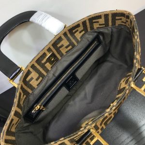 FENDI Tote - Image 8