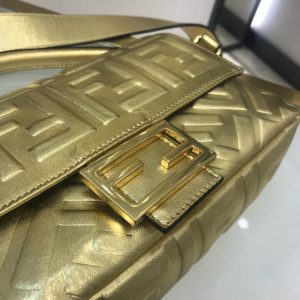 Fendi Baguette - Image 8