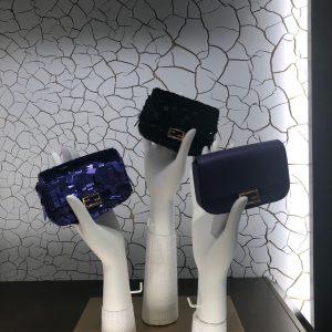 Fendi Baguette Nano - Image 3