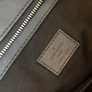 LOUIS VUITTON Tadao Bag - Image 4
