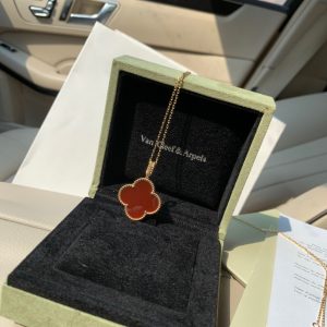 Van cleef &Arpels Necklace - Image 9