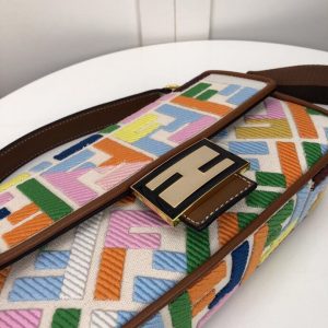 Fendi Baguette - Image 6