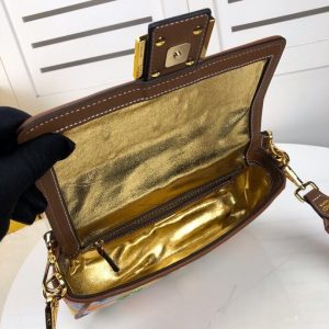 Fendi Baguette - Image 4