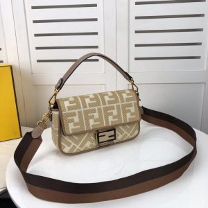 Fendi Baguette - Image 9