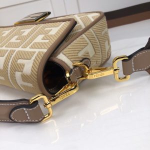 Fendi Baguette - Image 6