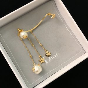 Dior Earrings - Image 4