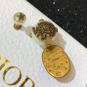 Dior Earrings - Image 3