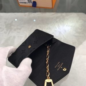 Louis Vuitton Key Pouch - Image 7