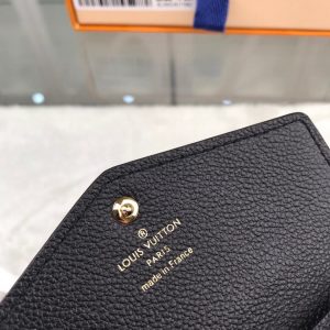 Louis Vuitton Key Pouch - Image 5