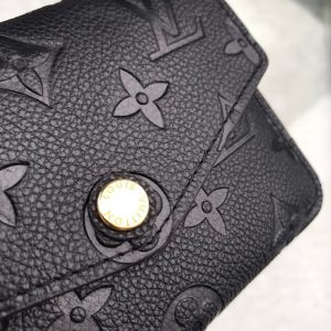 Louis Vuitton Key Pouch - Image 3