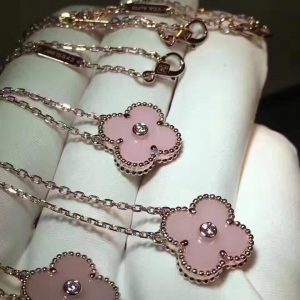 Van cleef & Arpels  Necklace - Image 8