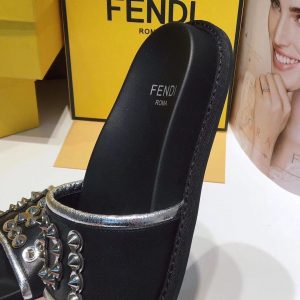 Fendi Slippers - Image 8