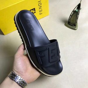 Fendi Slippers - Image 9