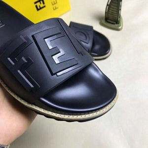 Fendi Slippers - Image 8