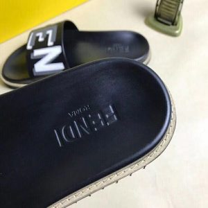 Fendi Slippers - Image 5