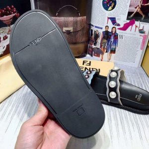 Fendi Slippers - Image 8