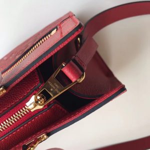 Louis Vuitton Zipped Bag - Image 5