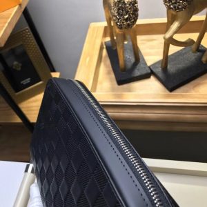 Louis Vuitton wallet - Image 3