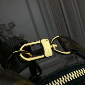 Louis Vuitton Alma - Image 8