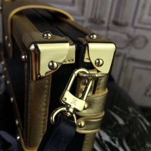 Louis Vuitton Petite Malle - Image 4