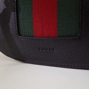 Gucci Shoulder Bag - Image 8