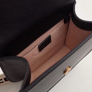 Gucci Shoulder Bag - Image 4