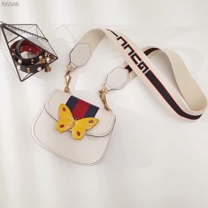 Gucci Shoulder Bag - Image 3