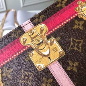 Louis Vuitton TOILETRY POUCH 26 - Image 4