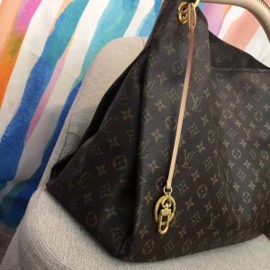 LOUIS VUITTON ARTSY BAG - Image 7