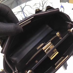 Fendi Shoulder Bag - Image 4