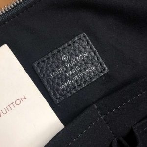 LOUIS VUITTON VICTOR BRIEFCASE - Image 9