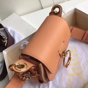 Chloe Tess - Image 5